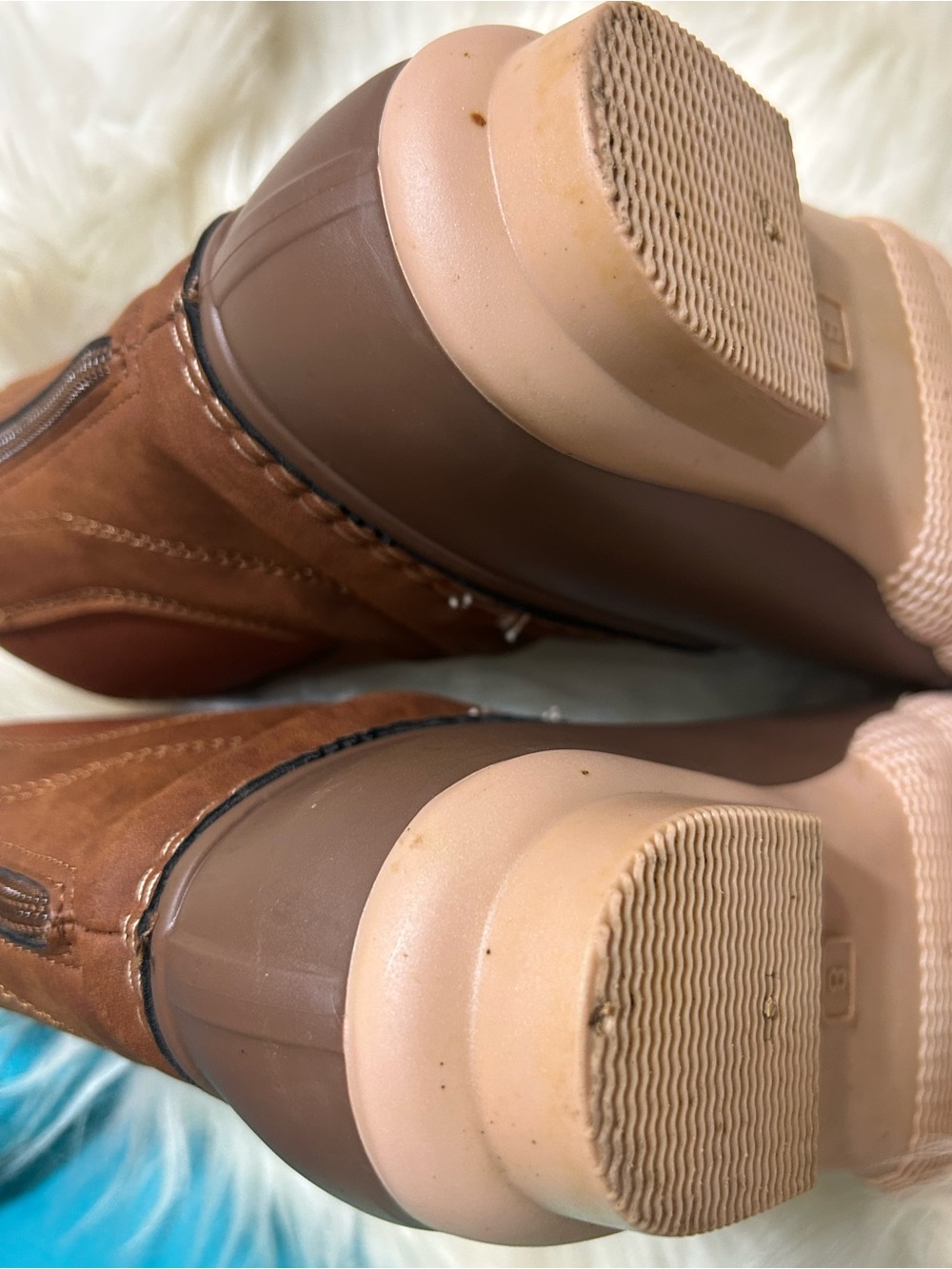 Outwoods Women’s Ankle Duck Boots - Picture 13 of 13